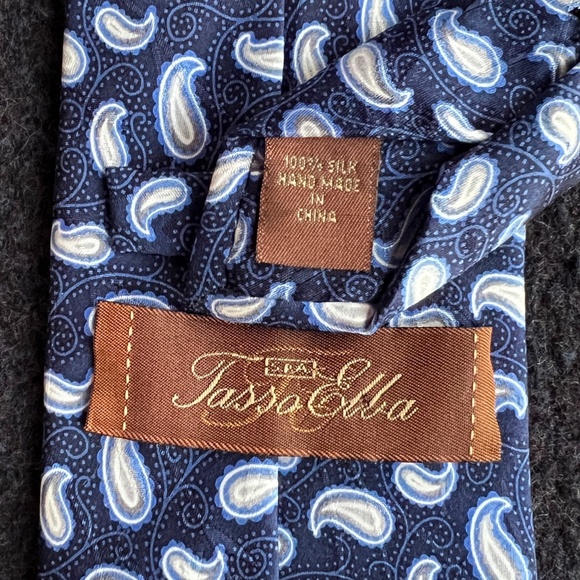 Men's Silk Neck Tie - Picture 5 of 5